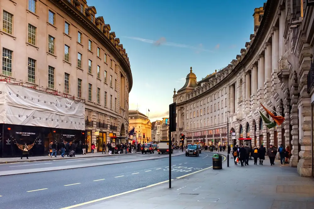 Classic London Transport and Sights