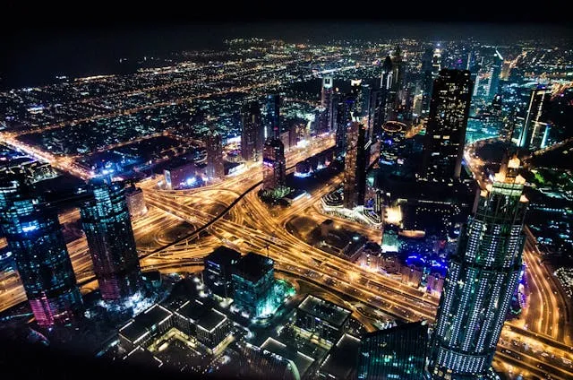 The Tale of Two Emirates: Abu Dhabi vs Dubai – Which is Best for You? - Travel Guide Image