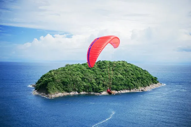 Crystal Waters: Your Guide to the Best Beaches in Thailand - Travel Guide Image