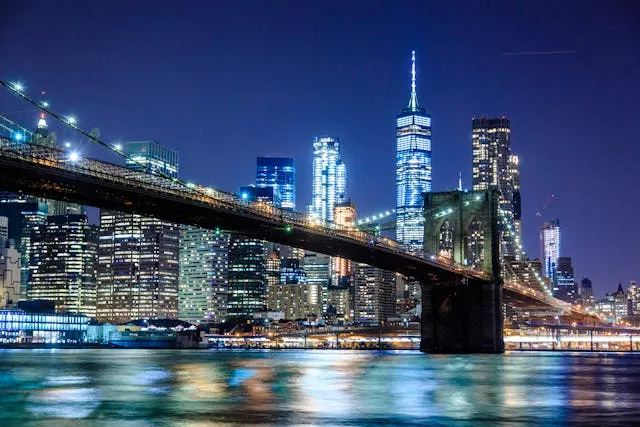 Survival Guide: Budget Travel Tips for Expensive Cities in the USA - Travel Guide Image