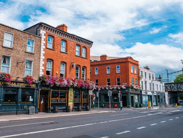Beyond the Pubs: 5 Epic Day Trips from Dublin Ireland - Travel Guide Image