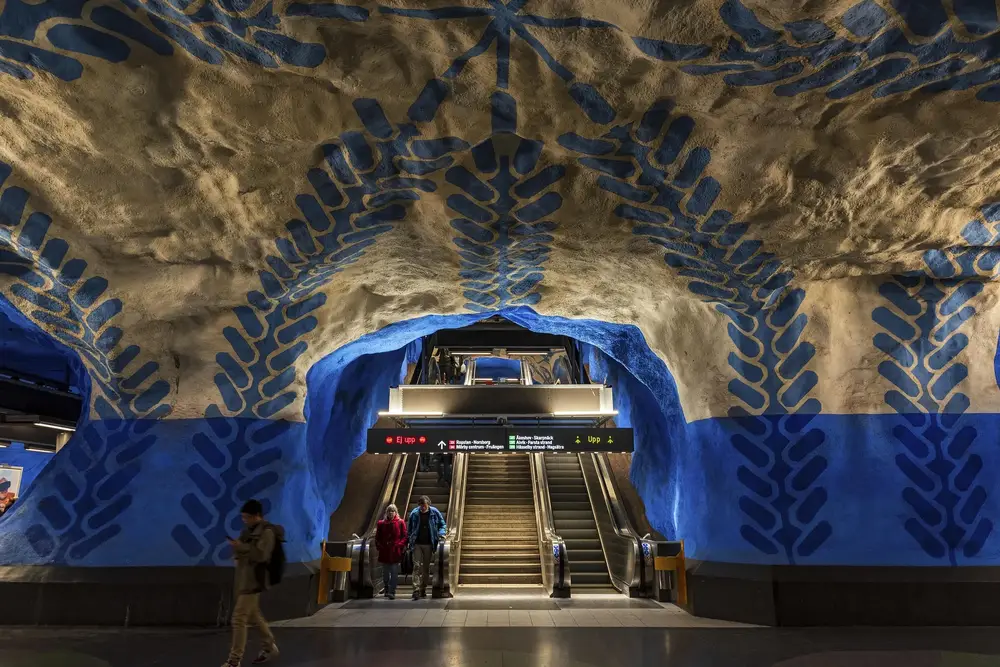 Travel Guide Image