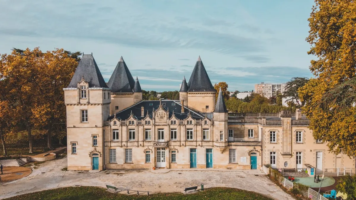 Discover Bordeaux: Top 15 Wine & Heritage Activities