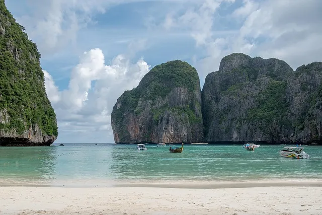 Discover the Best, Unforgettable Things to Do in Phuket! - Travel Guide Image