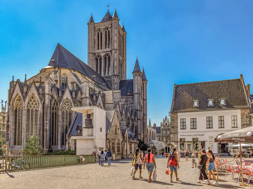 Travel Guide Image