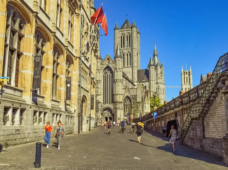 Travel Guide Image