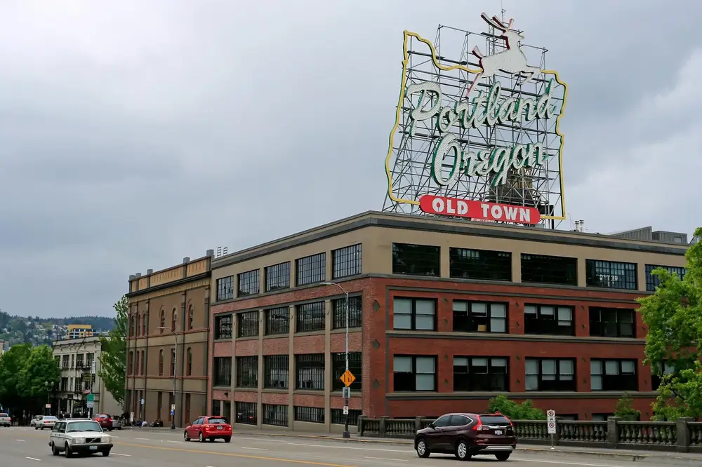 Discover Portland's Eccentric Attractions &