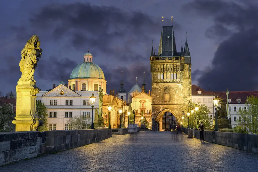 Top Historical Activities in Prague: Charles Bridge & Castle