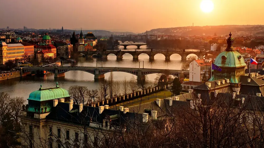 Travel Guide Image