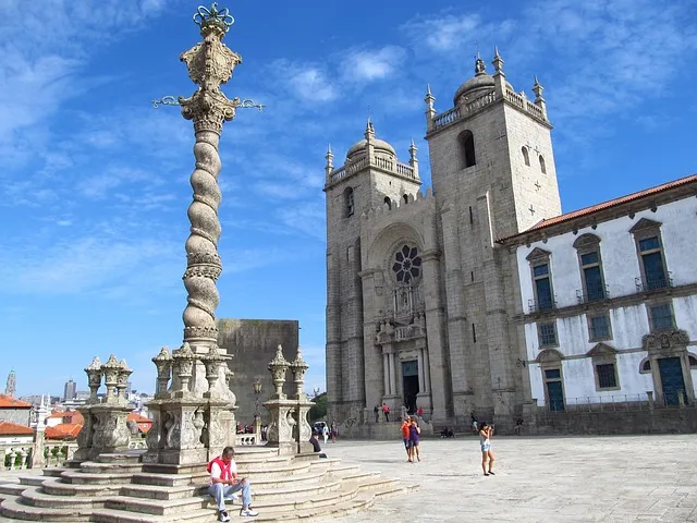 River Views and Wine: Where to Stay in Porto Like a Local - Travel Guide Image