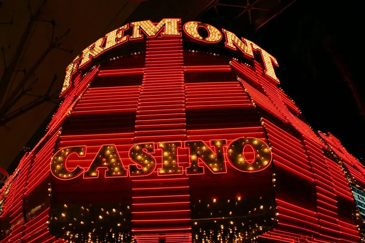 Things To Do On Fremont Street Guide