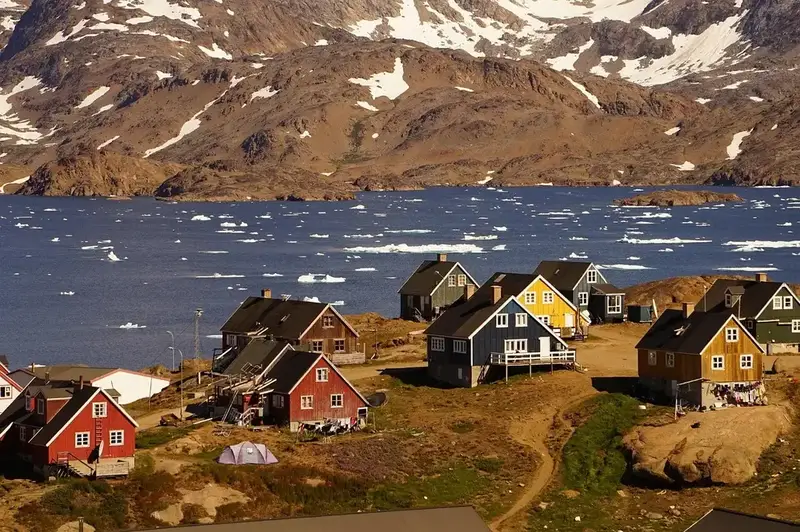 trips-to-greenland attraction